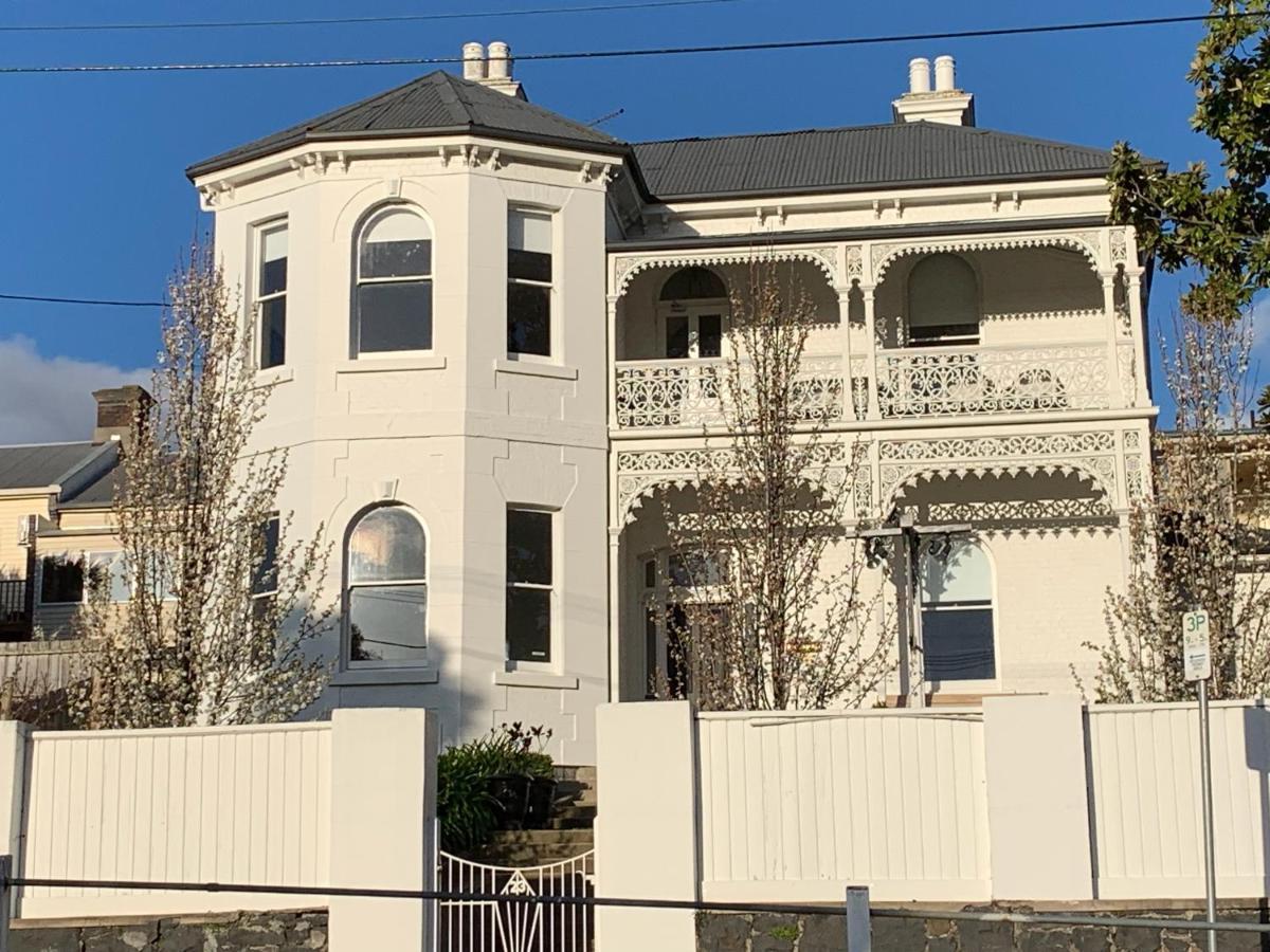 Highfield House Bed and Breakfast Λόντσεστον Εξωτερικό φωτογραφία